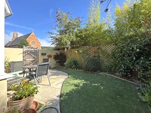 Photo 16- click for photo gallery